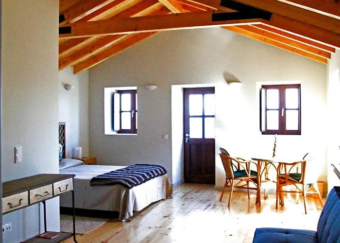 Casa Do Cais - بيت للعطل توهيريه